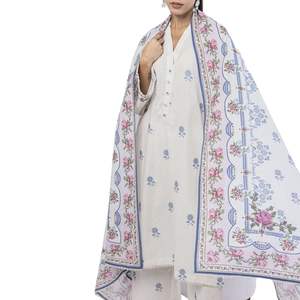 Traje de Tres Piezas Shalwar Kameez con Diseño de Secuencia, Ropa Étnica para Fiesta de Mujer, con Dupatta de Red y Pantalón de Seda - Product Image 4