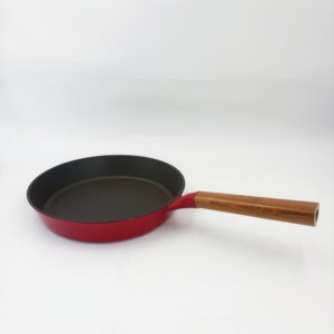 Poêle à frire ronde avec manche en bois Structure en pierre pour la cuisine <span class=keywords><strong>ou</strong></span> le camping Vente en gros Nouveau design en <span class=keywords><strong>fonte</strong></span> <span class=keywords><strong>émaillée</strong></span> - Product Image 1