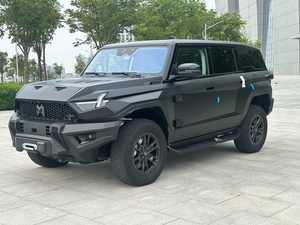 M-Hero Dynamic 2025/2026 : Nouveau Intérieur Sombre, Conduite à Gauche, Moteur Automatique 2.0T avec Transmission à Double Embrayage Humide - Product Image 1