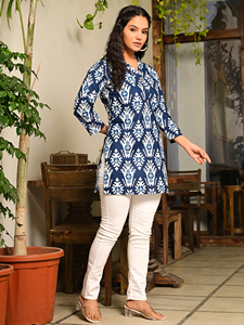 Blusa Kurti Informal Étnica para Mujer, de Algodón Índigo Estampado, de Secado Rápido, Corte Regular, Largo hasta la Cadera, Manga 3/4, Cuello en V, para Fiestas - Product Image 4