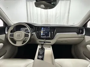 VOLVO XC60 T5 MOMENTUM 2018 D'OCCASION CÔTÉ GAUCHE/DROIT - Product Image 5