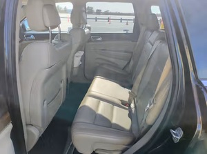 JEEP GRAND CHEROKEE LIMITED 2011 USADO, CON VOLANTE A LA IZQUIERDA/DERECHA, CON PAQUETE LUXURY GROUP II - Product Image 4