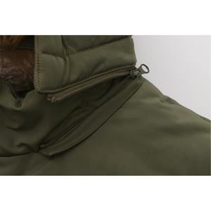 Veste matelassée en duvet de haute qualité avec logo personnalisé OEM, tendance masculine, capuche épaisse, veste bomber d'hiver personnalisée, veste matelassée brillante pour homme - Product Image 5