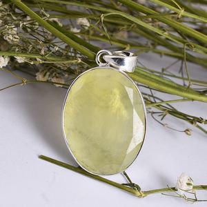 Colgante de Piedra Prehnita de piedras preciosas naturales, de oro amarillo colgante de plata de ley 925, joyería hecha a mano - Product Image 2