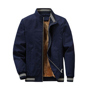 Chaqueta Universitaria para Hombre al por Mayor |   Chaqueta Universitaria Retro de Béisbol con Mangas en Contraste, Cuerpo con Tacto de Gamuza, PU - Product Image 6