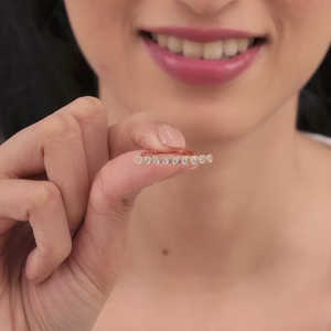 Anillo de Boda Geométrico Clásico y Elegante Chapado en Oro Rosa, Elaborado en Plata 925 - Product Image 1