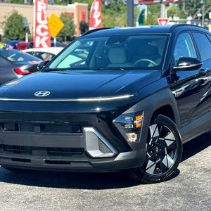 Bastante usado 2024 HYU NDAI Kona SEL FWD - Product Image 1