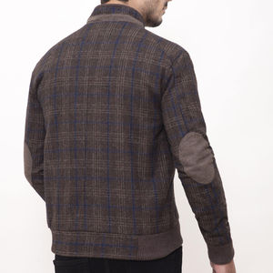 Veste en fourrure marron à manches longues 100% laine, personnalisable avec un design d'hiver brodé, col boutonné, logo sur le devant, vente en gros - Product Image 4