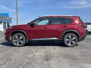 Dernier modèle Rouge 2023 AWD d'occasion, jantes en alliage foncées, sièges en cuir, système de navigation, démarrage à distance, Android Auto - Product Image 3