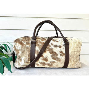 Bolsa de lona de cuero de vaca para uso en viajes, Material duradero, bolsa de lona de cuero de vaca a la venta - Product Image 2