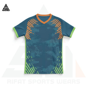 Ensemble d'uniformes de football respirants à manches courtes de qualité supérieure pour clubs et académies - Léger pour l'été avec performance toutes saisons - Product Image 2