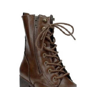 Stivaletti da Donna American Rag Sloanie Marrone Scuro con Suola in PU, Stile Neve e Piattaforma, Taglia 10 M per l'Autunno - Product Image 2