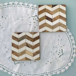 Ensemble de dessous-de-verre en os incrusté artisanal, dessous-de-verre décoratifs pour la salle à manger, le bar et le bureau, dessous-de-verre artisanaux pour un usage quotidien - Product Image 1