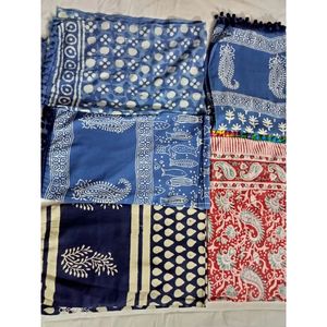 Écharpe en tricot magnifique, imprimée à la main - Product Image 5