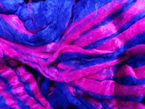 Custom Made Multi-Color Green Sari <b>Silk</b> Sliver Recycled Mulberry <b>Silk</b> <b>Fibers</b> for Textile Artists - Product Image 6