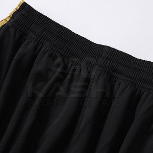 Uniformes de Fútbol al Por Mayor, Manga Corta, Secado Rápido, Logotipos y Colores Personalizados, Diseñados para Escuelas, Clubes y Equipos Profesionales - Product Image 5