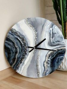 Horloge murale en résine époxy HARDENS - Décoration d'intérieur de luxe, mariage, taille et forme personnalisées, design moderne fait à la main, fonctionne sur piles - Product Image 2