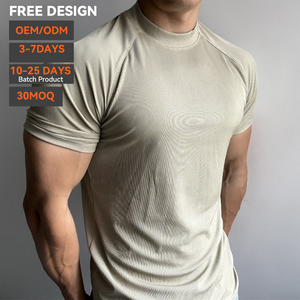 T-shirt de sport personnalisé en polyester et élasthanne, compression, séchage rapide, respirant, pour la gym et le fitness, avec logo personnalisé, haute performance, pour homme - Product Image 1