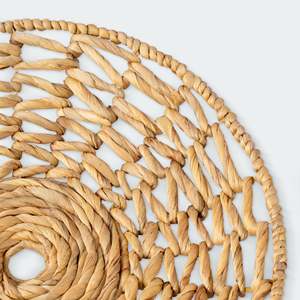 Ensemble de 5 paniers muraux tissés en spirale en jonc de mer, artisanat, styles de tenture murale. - Product Image 3