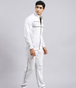Ensemble chic veste et pantalon blancs zippés 100% coton rayé vintage respirant avec bande élastique pour jogging sportif par Ako - Product Image 4