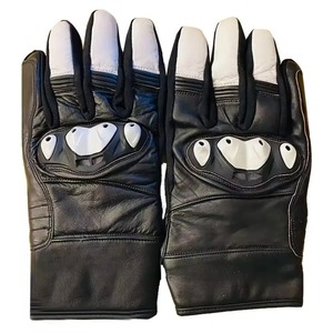 Gants de moto en cuir véritable unisexe, logo personnalisé, conception de course de moto, gants de moto avec les meilleurs matériaux de qualité supérieure - Product Image 4