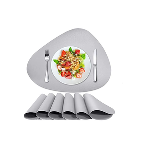 Tapis de table en cuir et sous-verres pour cuisine restaurant et taille personnalisée avec poli brillant à la main avec vente - Product Image 1