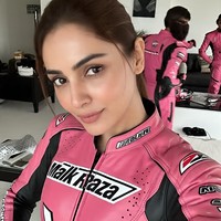 Combinaisons de moto en cuir rose | Fabriqué à la main | Ajustement sur mesure | Style de sécurité et de signature haut de gamme | Livraison dans le monde entier
