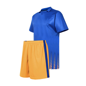 Maillots de football de haute qualité en gros, uniformes de football, 100% polyester, respirant, séchage rapide, noms/logos d'équipe personnalisés, unisexe - Product Image 3