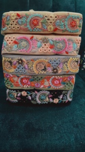 Tela de tul ecológica con ribete de encaje bordado Floral 3D vibrante para boda, moda y decoración del hogar - Product Image 2