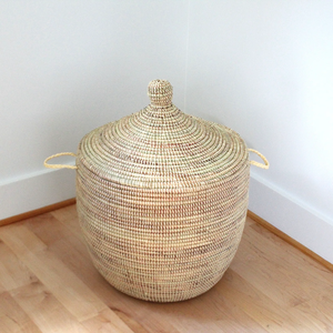 Natural Seagrass Handwoven Natural Seagrass Floor <b>Basket</b> <b>with</b> <b>Lid</b> Storge Seagrass bin for Home Decoration by Viet Fargimex - Product Image 3