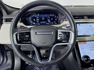 Land Rover Range Rover Velar R-Dynamic S Turbo Engine FWD Drive Pneus de 17 pouces Sièges en cuir Intérieur sombre 2021 - Product Image 5