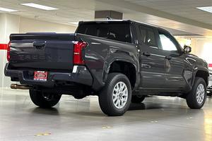 Mejor Oferta Para Nuevo |   Toyota Tacoma TRD Pro Doble Cabina Usada, 2020-2026, Volante a la Izquierda |   Volante a la Derecha - Product Image 3