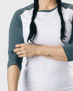 Haute qualité 100% coton peigné Jersey trois quarts manches raglan manches Style t-shirt pour les femmes - Product Image 5