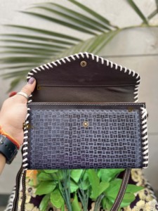 เคสโทรศัพท์กระเป๋าคลัทช์แกะสลักแบบหนังถือมีสไตล์ใช้งานได้หลากหลายสำหรับผู้หญิงกระเป๋าสตางค์หนังสไตล์ตะวันตกมาใหม่ใช้งานได้หลากหลาย - Product Image 5