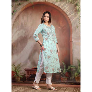 Kurta de Algodón Verde Bordada para Mujer, Blusa Modesta - Product Image 2