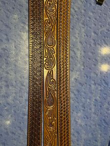 Cinturones de cuero con relieve profundo hechos a medida, ideales para tiendas de accesorios para hombres, para reventa, hechos de cuero genuino - Product Image 2