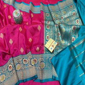 Sari Meenakari Kadhwan Pur Fait Main avec Pallu Riche en Zari Contrastant – Idéal pour Fêtes et Mariages Traditionnels - Product Image 1