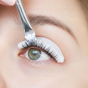 [MAZAL] Kit de rehaussement de cils professionnel de qualité supérieure pour salon, solution de permanente pour cils, vente en gros OEM, permanente pour cils minilong - Product Image 1