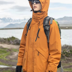 Personnaliser le style et la conception Streetwear Polyester Softshell imperméable Sports de plein air course coupe-vent veste de pluie pour hommes - Product Image 1