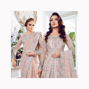 Dernière collection pakistanaise Robes de travail 3 pièces fantaisie en soie Katan pour femmes Impression numérique pour l'Aïd et le mariage - Product Image 6
