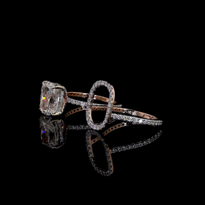 Anillos de diamantes Regalia Duo Lab Cojín Halo y contraste solitario ovalado en oro de 14K/18K - Product Image 2