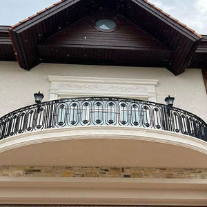 Balcón de hierro forjado artístico 100 por ciento materiales de Vietnam perfectos para espacios al aire libre, decoración interior de balcón - Product Image 4