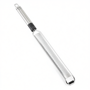 Rallador de Microcuchillas Leifheit, Modelo 3082, de Acero Cromado Pulido, para Preparación de Frutas y Verduras - Product Image 2