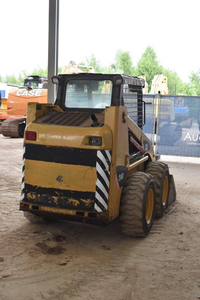 Chargeuse sur pneus Caterpillar 216B Diesel à vendre - Product Image 2
