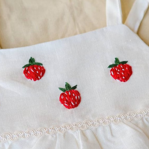 Vestido de lino suave bordado a mano para niñas, estilo informal para el primer cumpleaños de niños pequeños, OEM hecho en Vietnam - Product Image 6