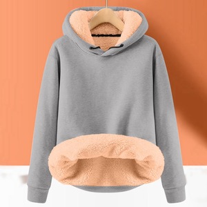 Sweats à capuche personnalisés pour filles avec un tissu doux et chaud, des motifs ludiques et une coupe confortable, parfaits pour les filles de cinq à dix ans, à porter au quotidien. - Product Image 5