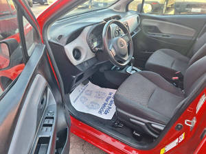 Usado 2016 T * oyota Yaris 5 puertas L - Product Image 4