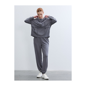 Sweat-shirt en mélange de viscose à fermeture éclair et à capuche pour femme - Product Image 3