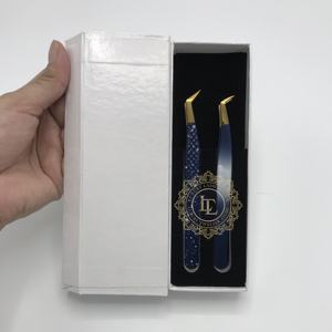 Pince à épiler d'extension de cils à pointe dorée lisse personnalisée nouveau lancement pince à épiler professionnelle en acier inoxydable avec revêtement en poudre - Product Image 5