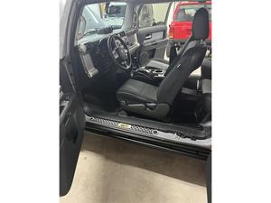 PROVEEDOR GLOBAL DE AUTOMÓVILES USADOS F.J-Cruiser 2013 PARA USO GENERAL - Product Image 6